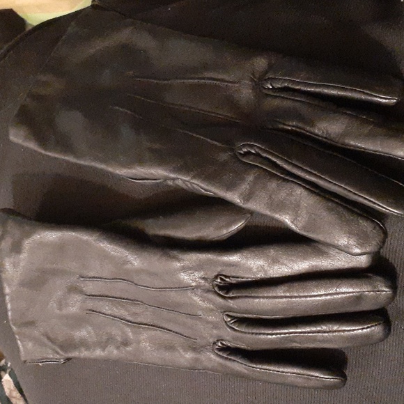GENIUE LEATHER BLACK GLOVES THINSULATE MED EUC - Picture 1 of 4